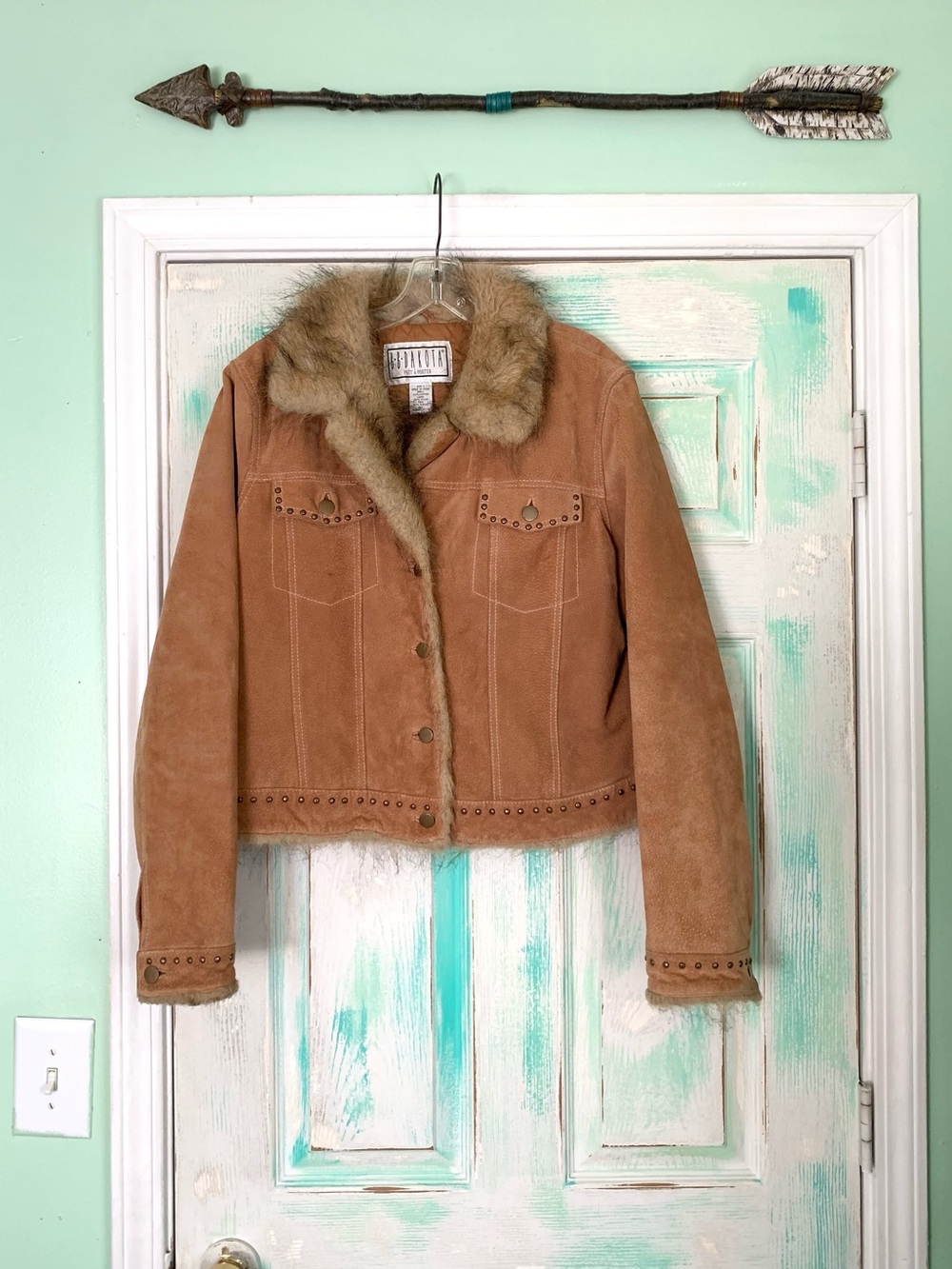 🌵Vintage BB Dakota Pret A Porter Suede & Faux Fur Tan Studded Jacket Large